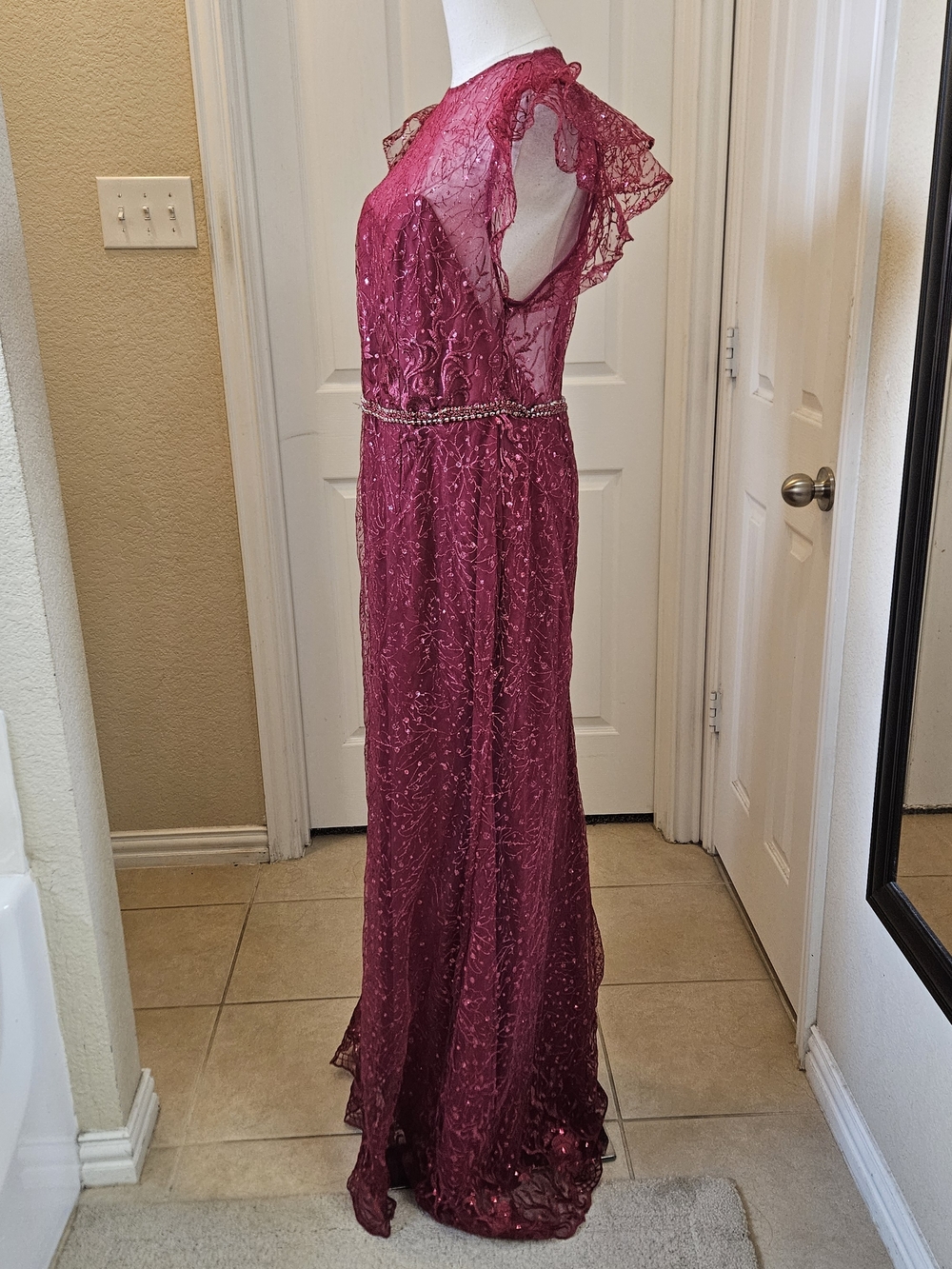 Mac Duggal Evening Gown – Size 10 – Elegant Embellished Formal Dress - Picture 8 of 15
